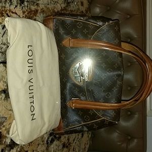 LV PURSE Beverly GM
